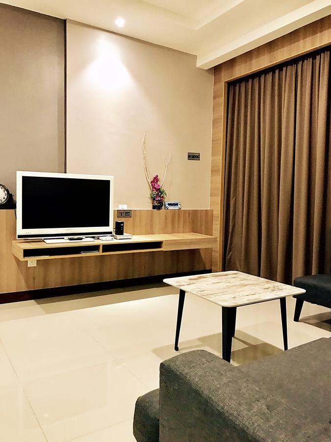 Imperial Grand Suite Apartment Kuching Ngoại thất bức ảnh